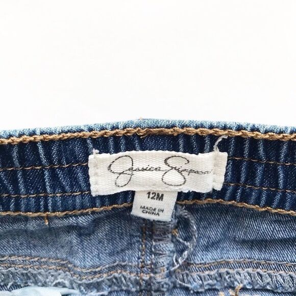 Jessica Simpson rolled denim shorts EUC 12m - Picture 3 of 4